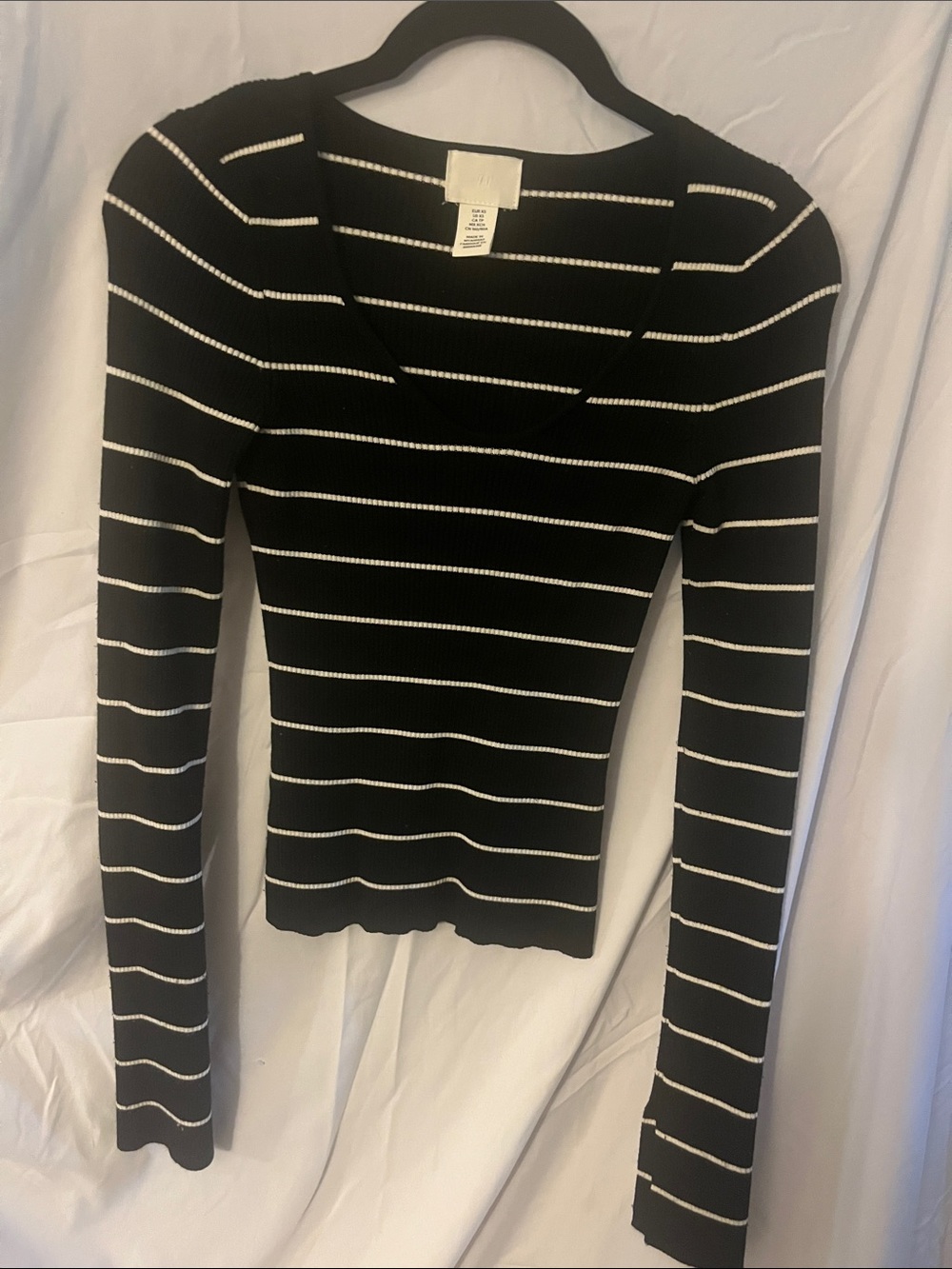 H&M Black Ribbed Long-Sleeve V-Neck Top with White Stripes